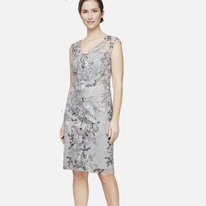 Alex Evenings Formal Evening Silver Knee Length Dress Sequined Cap Sleeve